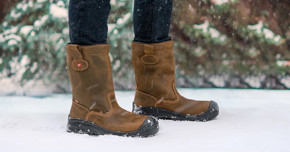 sixton montana werklaarzen in de sneeuw