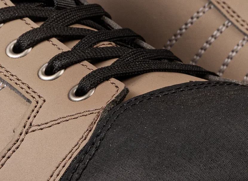 Cluse up laces Redbrick Jumper High safety shoe