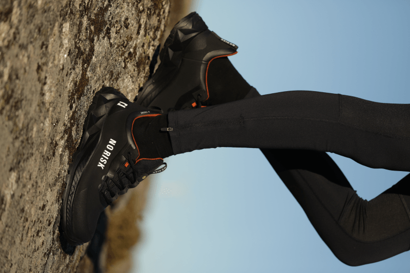 No Risk X-treme Low Black 1557.00 S3L - image 6